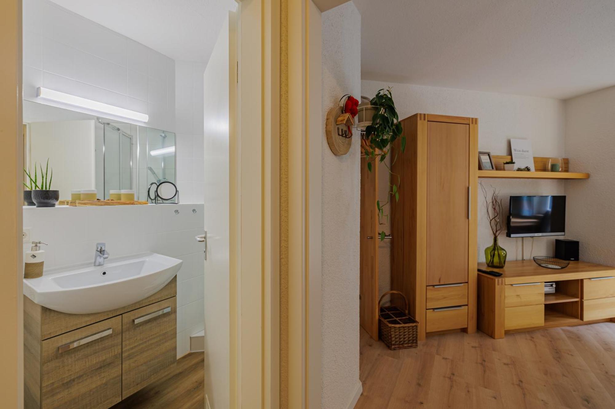 Baechle Im Wanderparadies Balkon Mit Blick Auf Den Bach Sauna Im Haus Tiefgarage E-Ladestation 托特瑙贝格 外观 照片